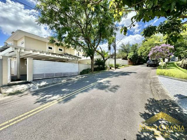 Casa para Locação em Carapicuíba - 2