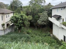 #1330 - Terreno em condomínio para Venda em Carapicuíba - SP